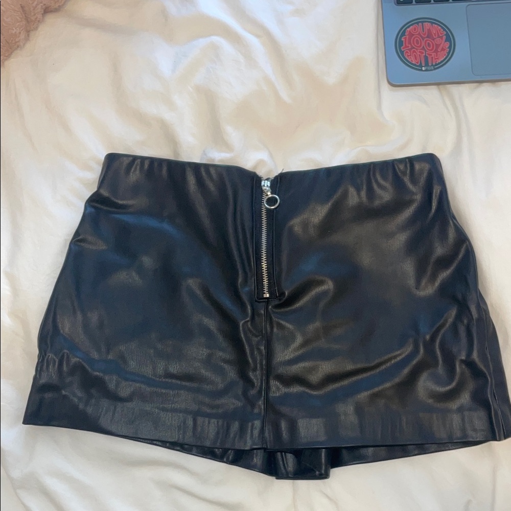 Zara Black Mini Skort with Zipper
